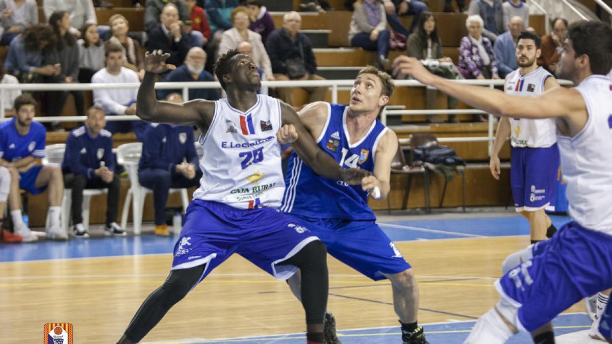 El mito Ferran Torres abandona el CBT