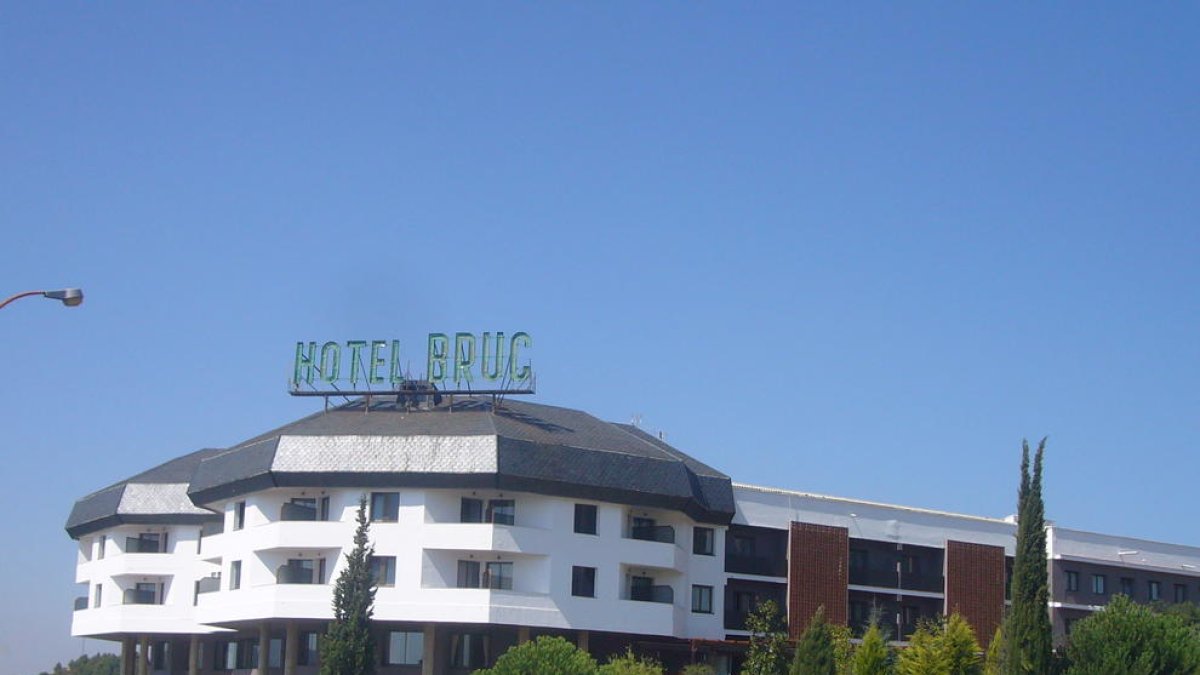 Se marcha la cuarentena de agentes de la Guardia Civil alojados al Hotel del Bruc