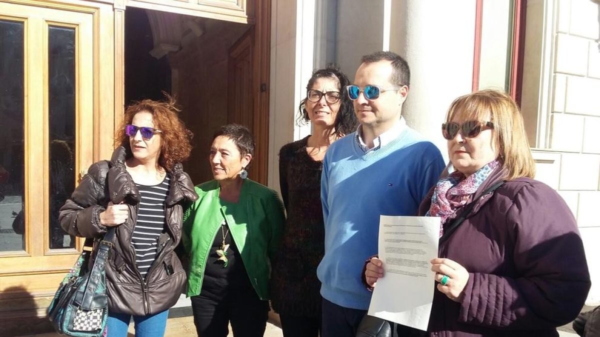 Una trabajadora de Reus Transport Público denuncia la empresa por «acoso laboral»