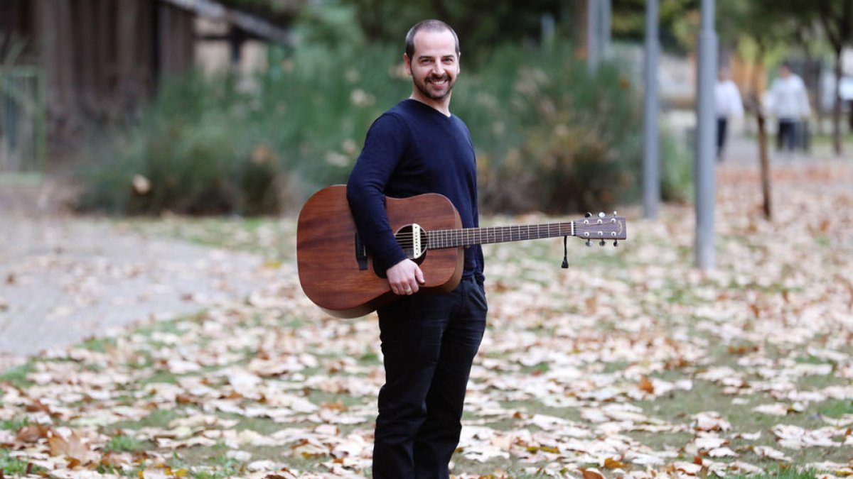 Pop català impregnat d'aire britànic