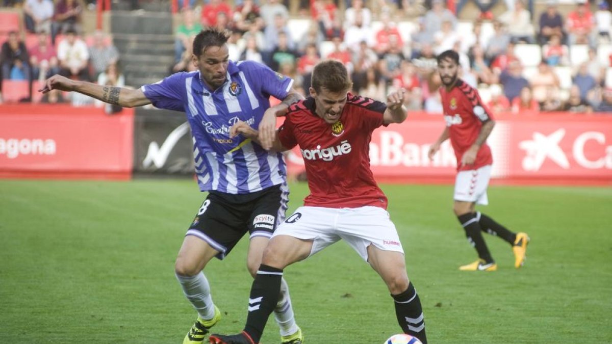 L'Almeria, rival de diumenge i mirall on mirar-se per seguir a Segona A