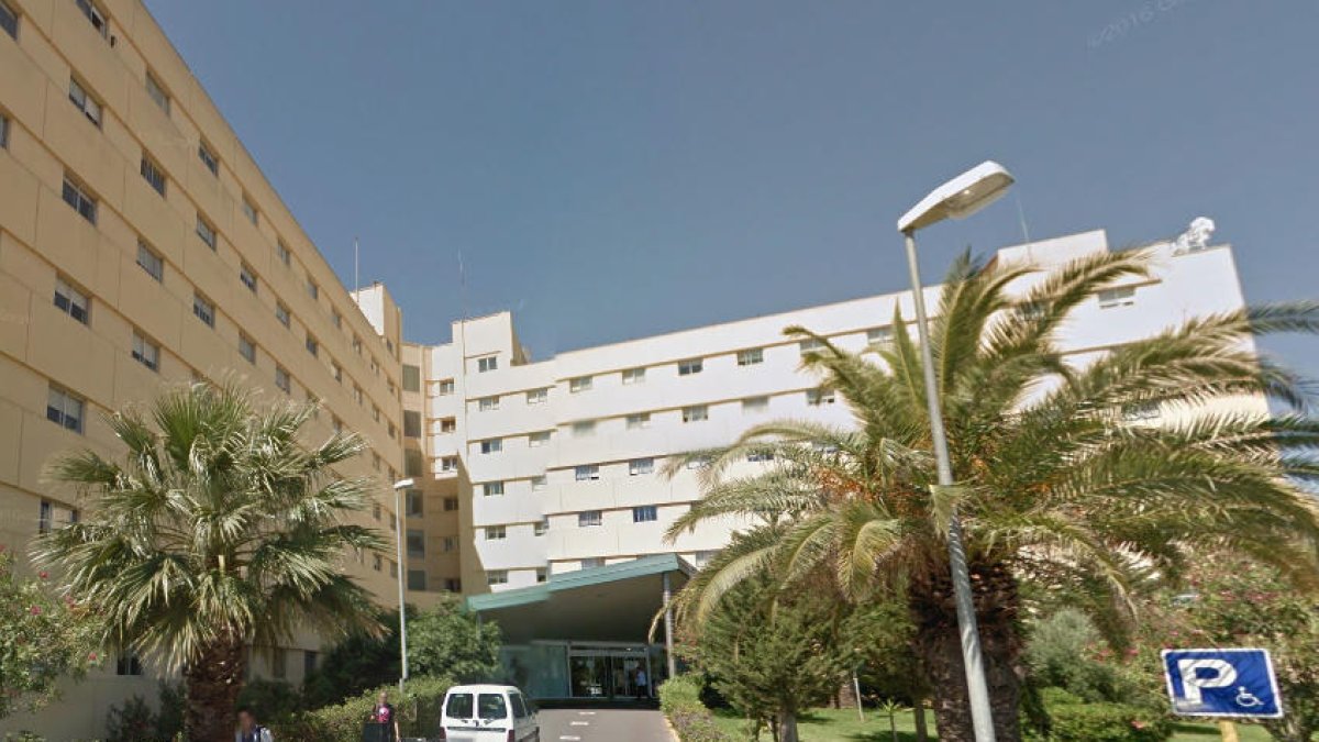 Se suïcida després de degollar a la seva dona