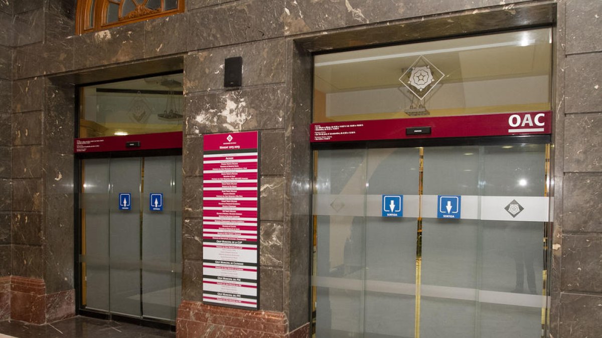 L'Ajuntament fa el primer pas en ferm cap a la finestreta única empresarial