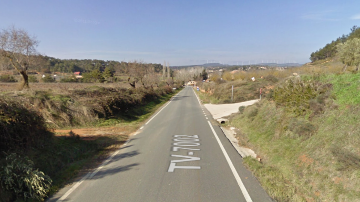 Cinco heridos al volcar un turismo en Vimbodí y Poblet