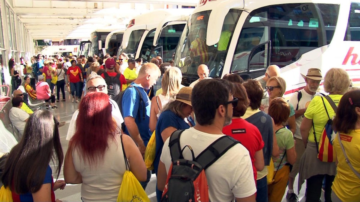 Festividad, ANC, autobuses, manifestación, Òmnium, Tierras del Ebro, Tortosa