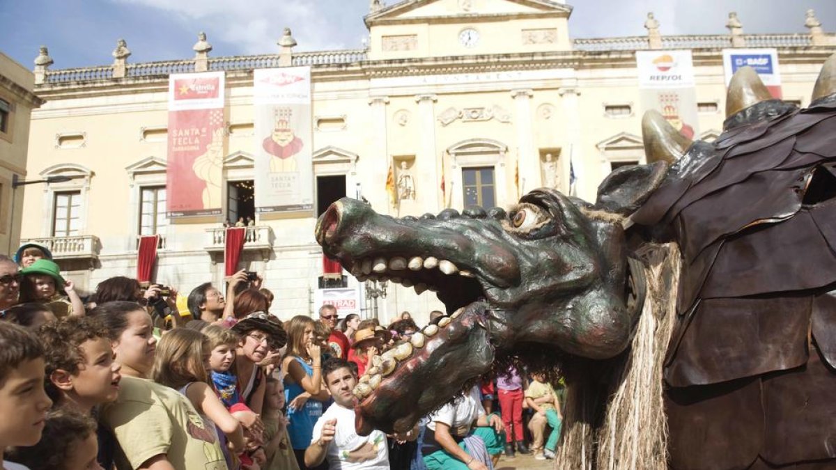 La Cucafera viurà el 25è aniversari amb una festa que arribarà fins a la plaça dels Carros