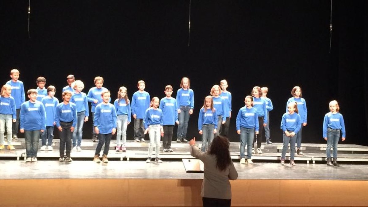 256 alumnes de l'Aula Oberta d'Expressió Oral actuen al TAS de Salou