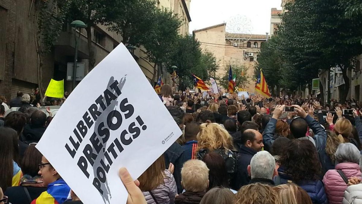 Tarraconenses y reusenses toman las calles para pedir la libertad de los presos políticos