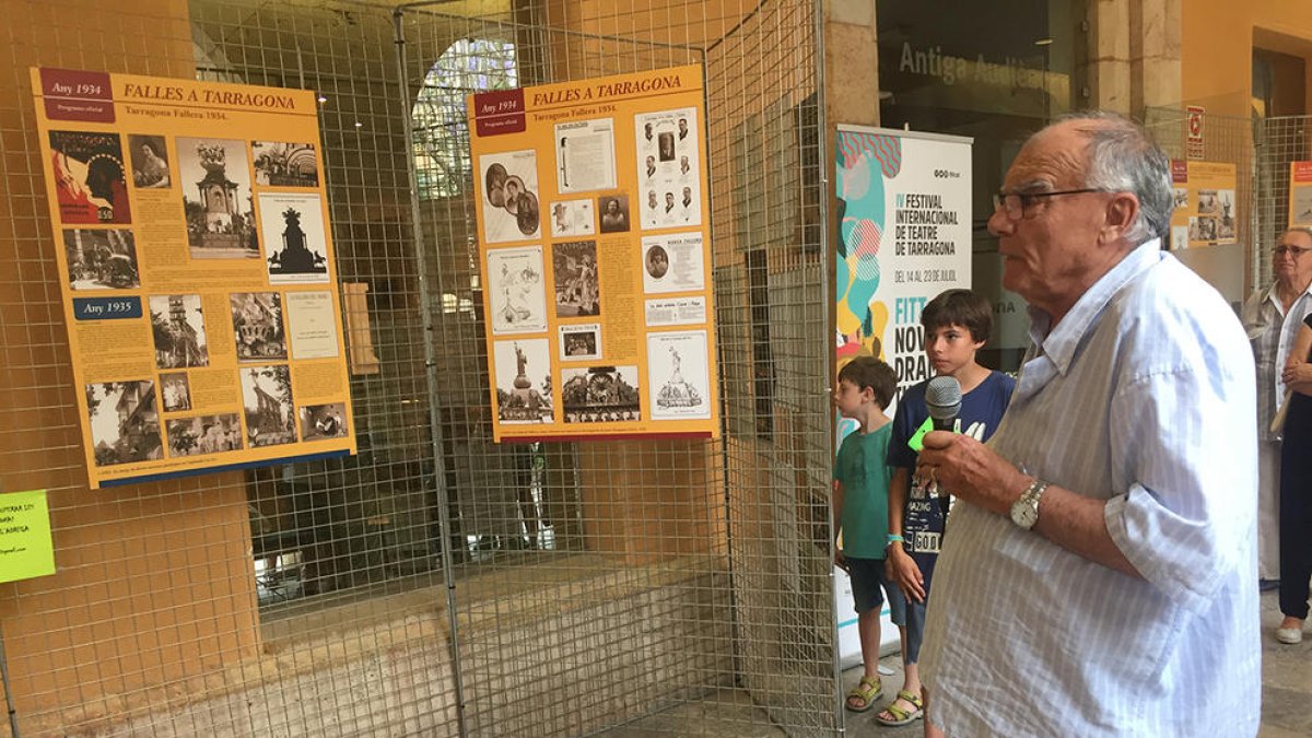 Inaugurada l'exposició que recull la història de les falles a Tarragona