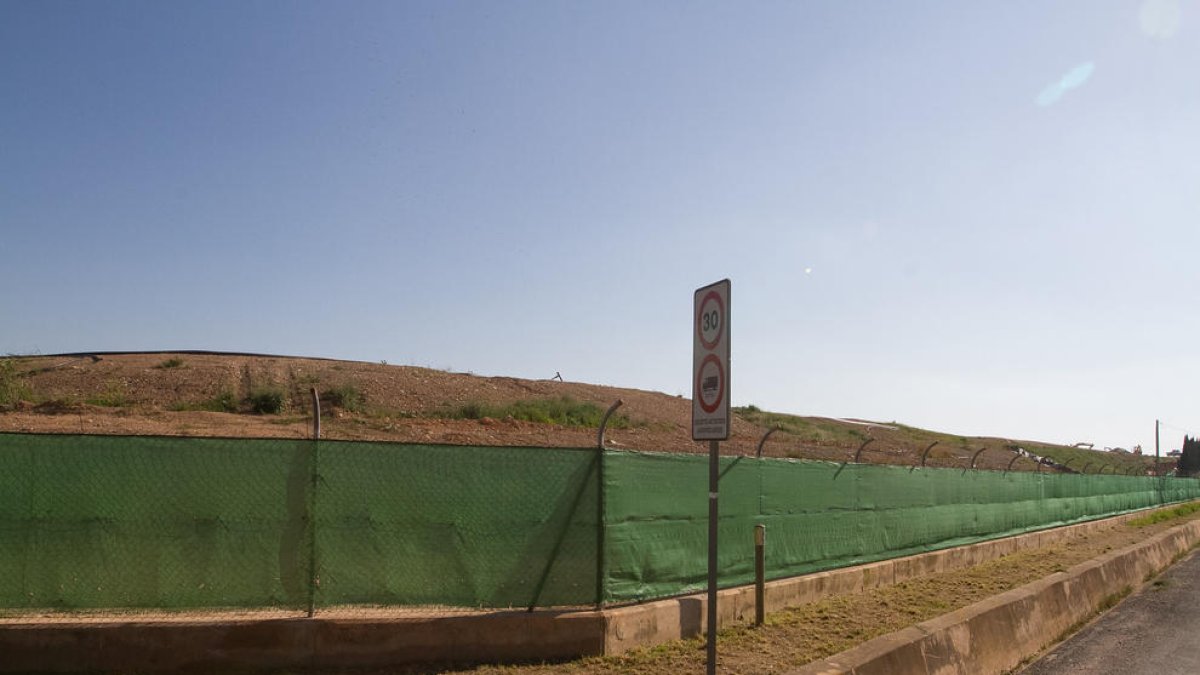 Territori aporta 115 visitas de control y detecta nitratos en el vertedero de Reus