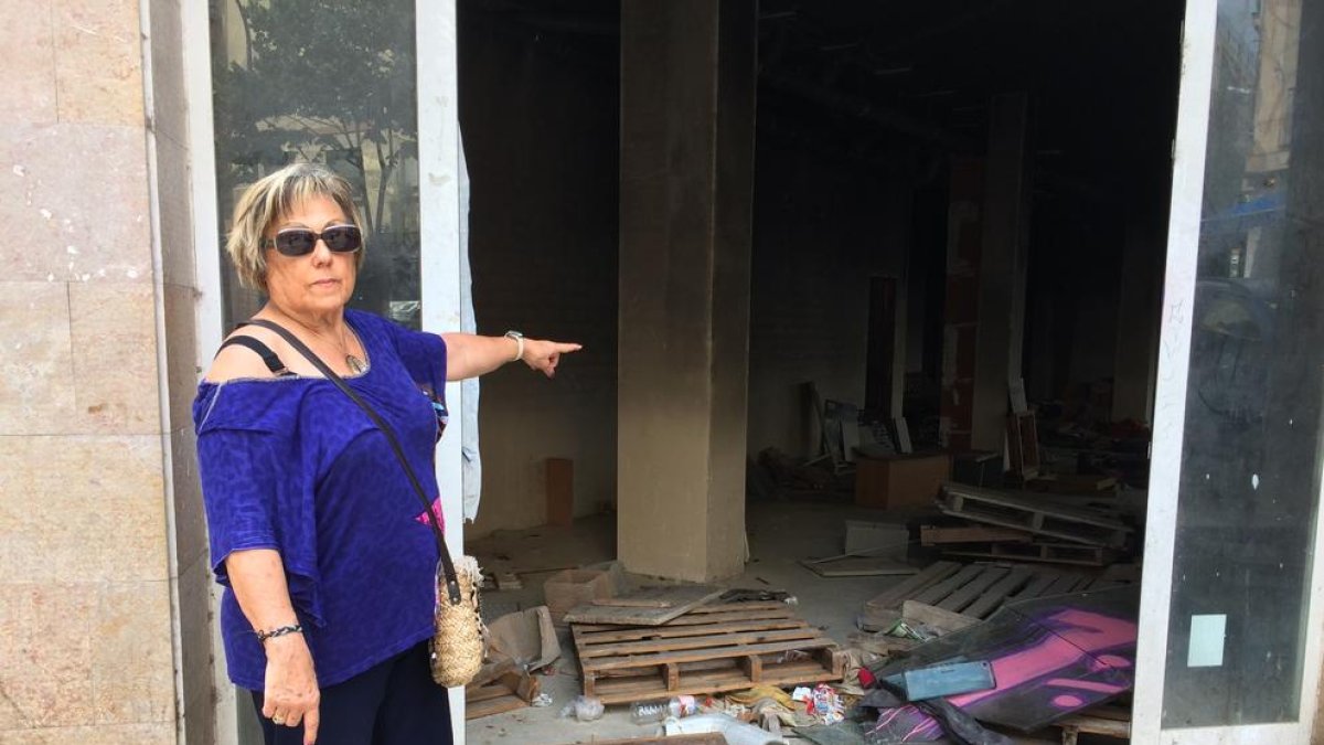 El Ayuntamiento requiere cerrar un peligroso local abandonado, sin éxito