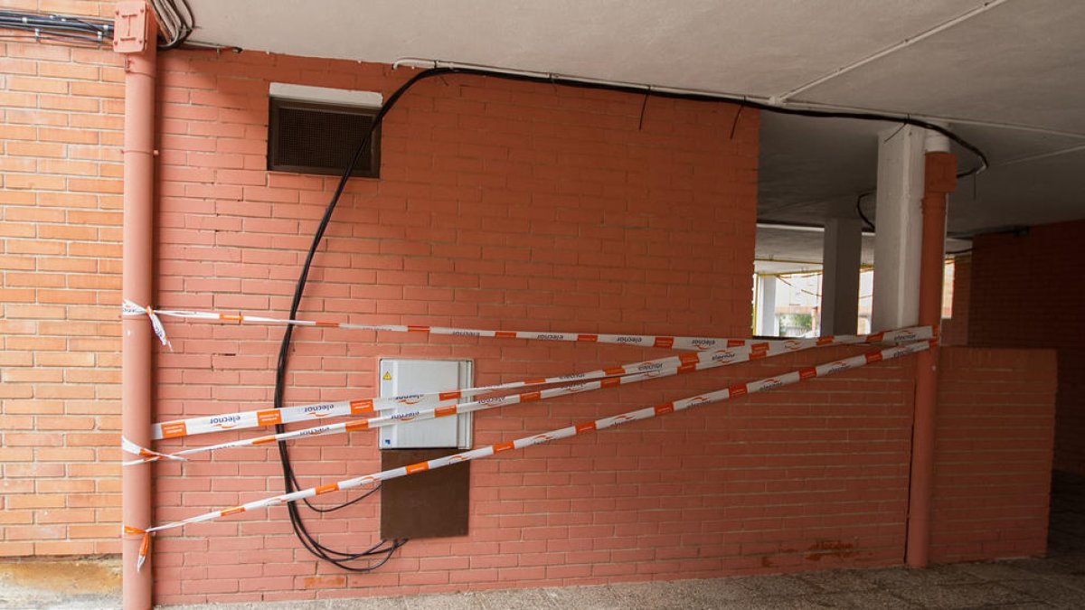 Las 54 familias afectadas pagan la avería eléctrica del verano a Mas Pellicer