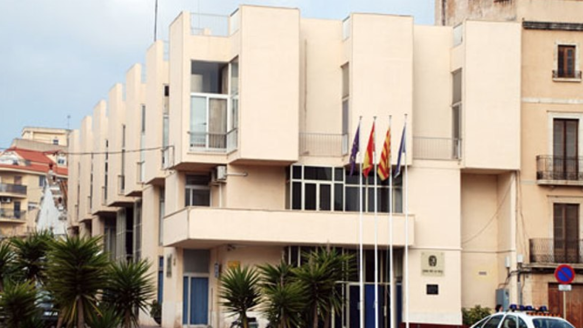 Una concejala de Sant Carles de la Ràpita abandona el PSC por el 1-O