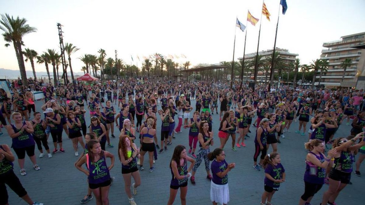 Salou acoge el sábado la 4ª edición de la Masterclass solidaria de Zumba contra el cáncer