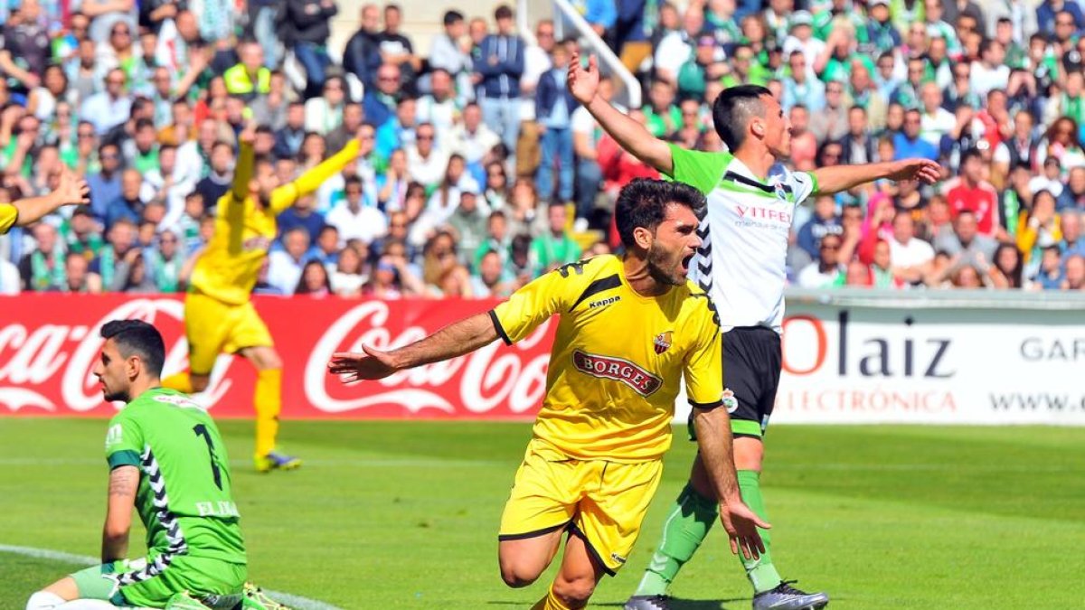 El CF Reus truca a les portes del cel