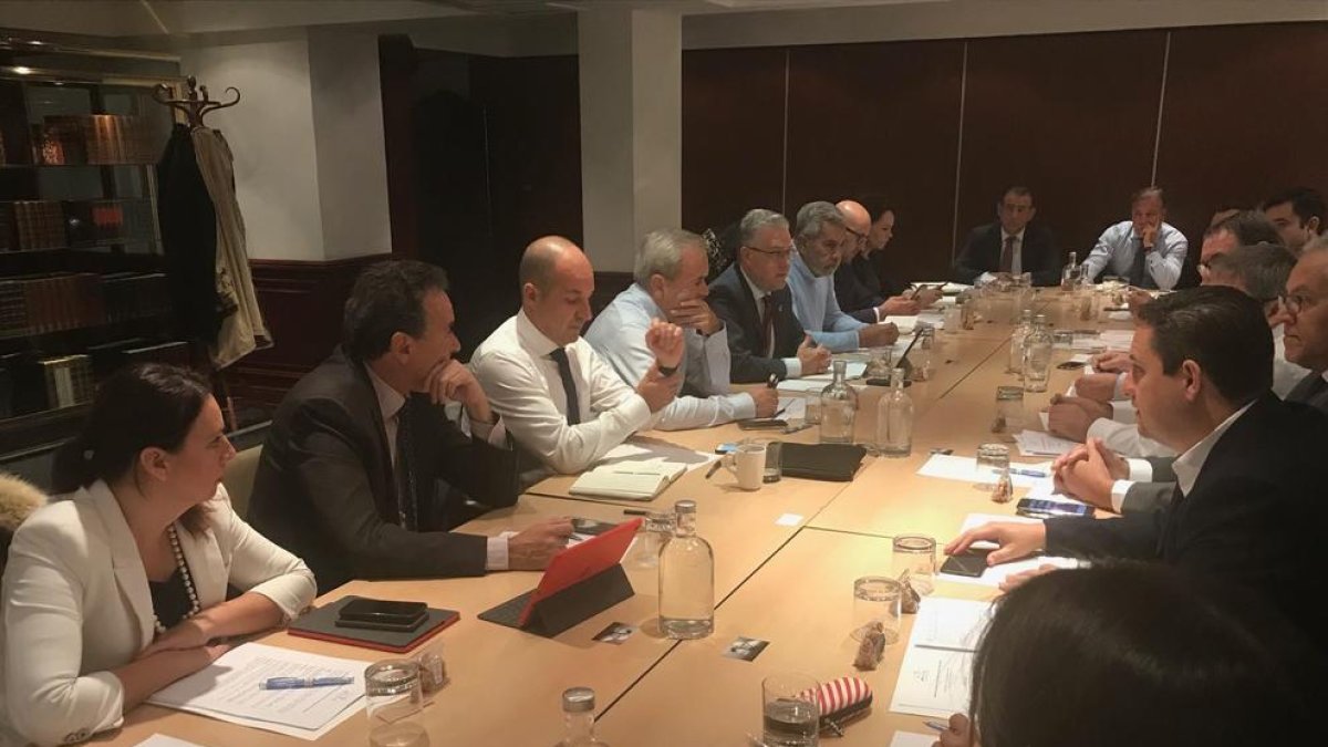 Salou propone al AMT regular el uso de las viviendas de alquiler turístico