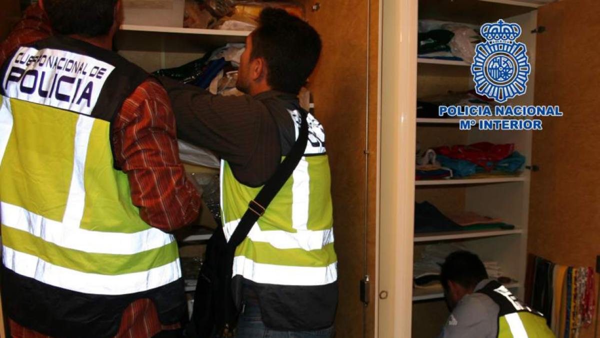 Desmantellada una organització al Vendrell que estafava lloguers d'habitatges ficticis