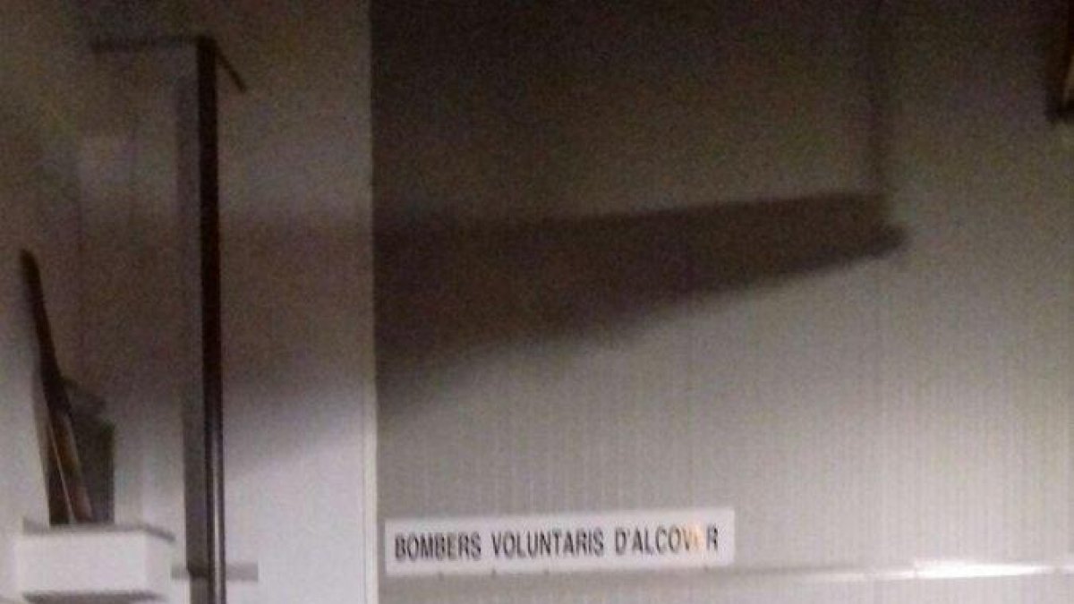 Los bomberos de Alcover reciben un nuevo vehículo que les dura cuatro días