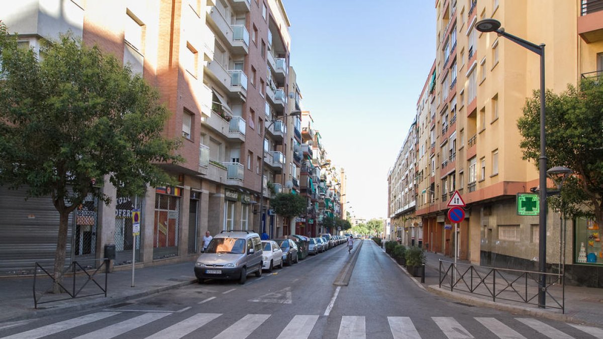 Detienen a un hombre por amenazas de muerte en la calle Escultor Rocamora de Reus
