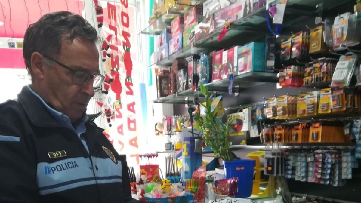 Un operatiu sorpresa acaba amb 37 denúncies per venda de joguines perilloses