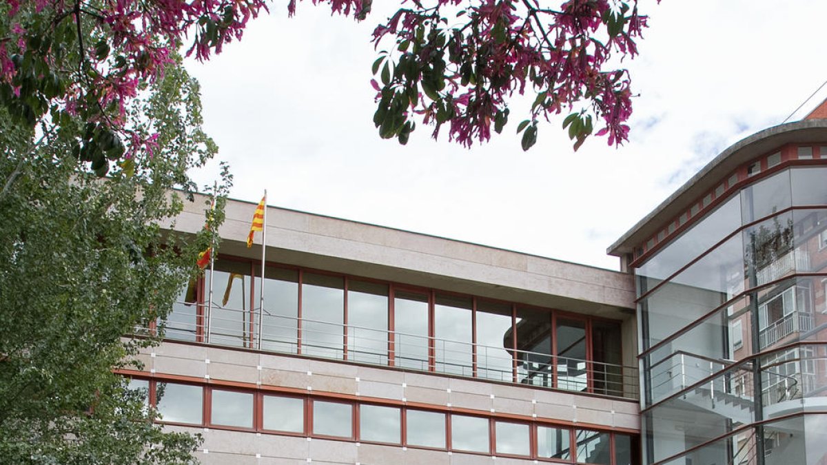 Cerca de 300 firmas reclaman que se pongan en marcha más juzgados