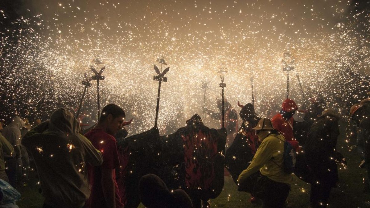 La Nit del Foc encendrà els carrers cambrilencs d'espectacle i tradició