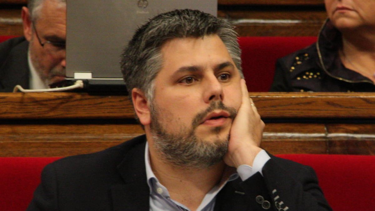 La renuncia de Neus Munté pone al alcalde Albert Batet en el punto de mira