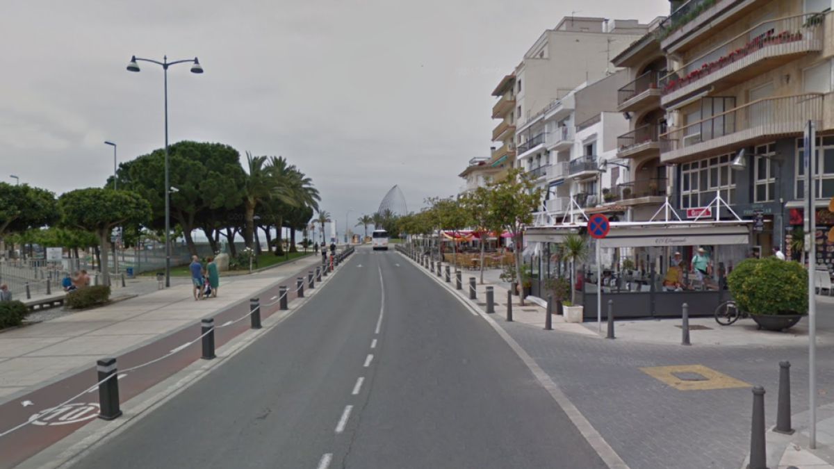 Detenido un ladrón acusado de un robar un bolso y en tres tiendas de Cambrils