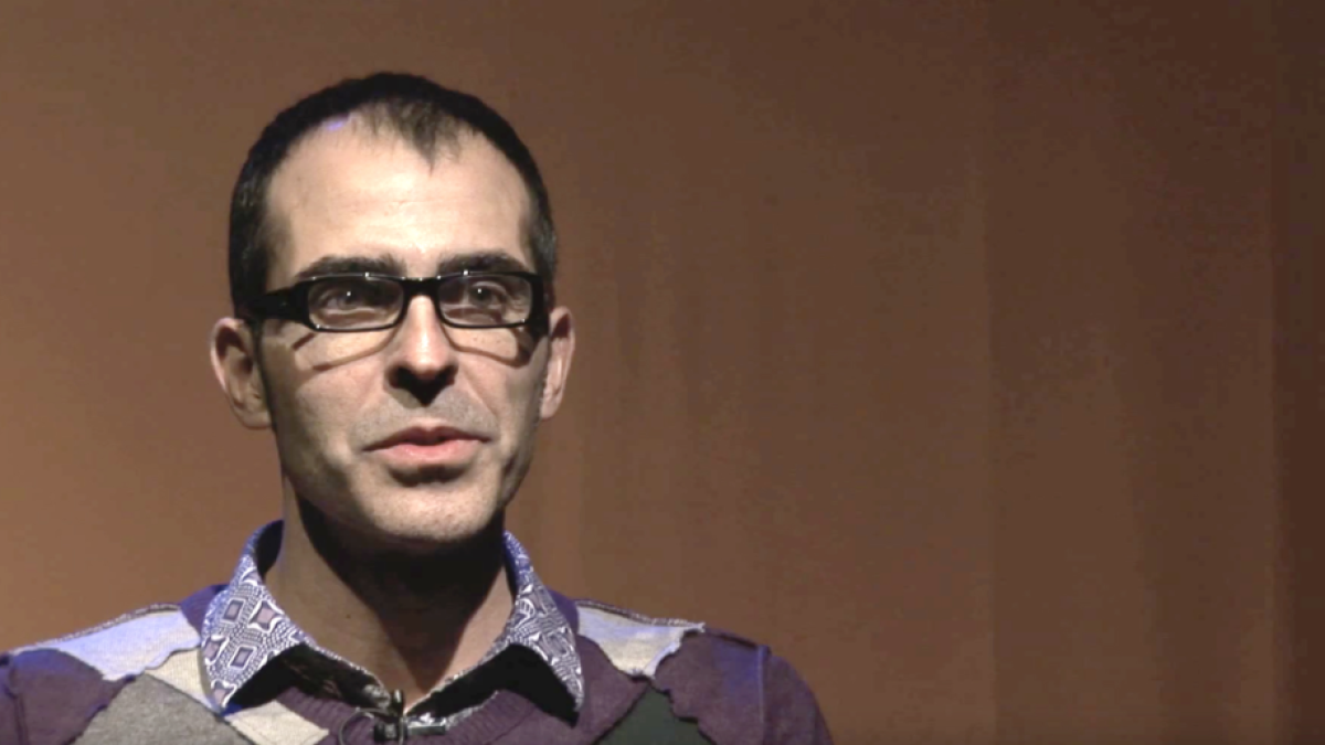 Oscar Palazón gana la duodécima edición del premio 7Lletres con 'Els complements del nom'