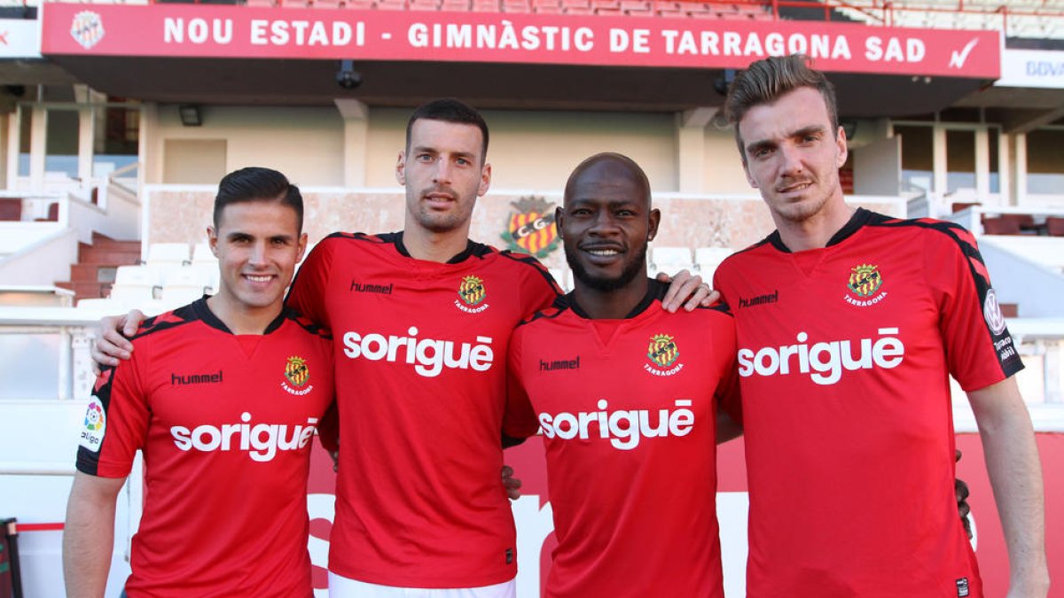 El matrimonio del Nàstic con el mercado de invierno