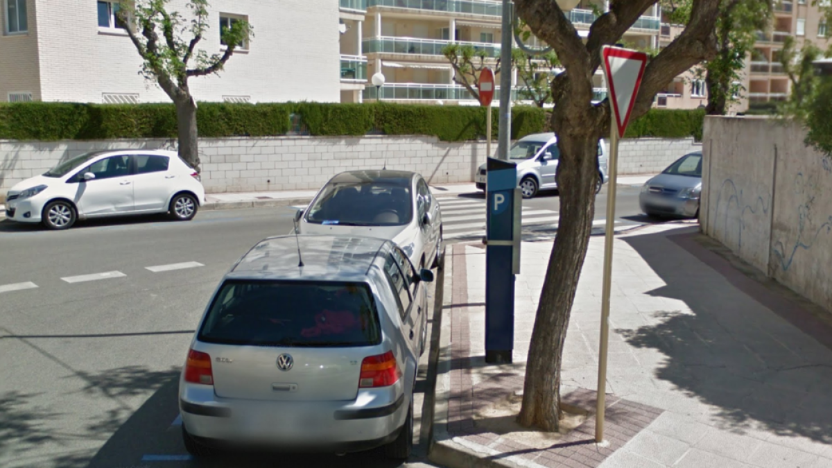 Continuen les queixes per les zones blaves adjacents de Cambrils i Vinyols