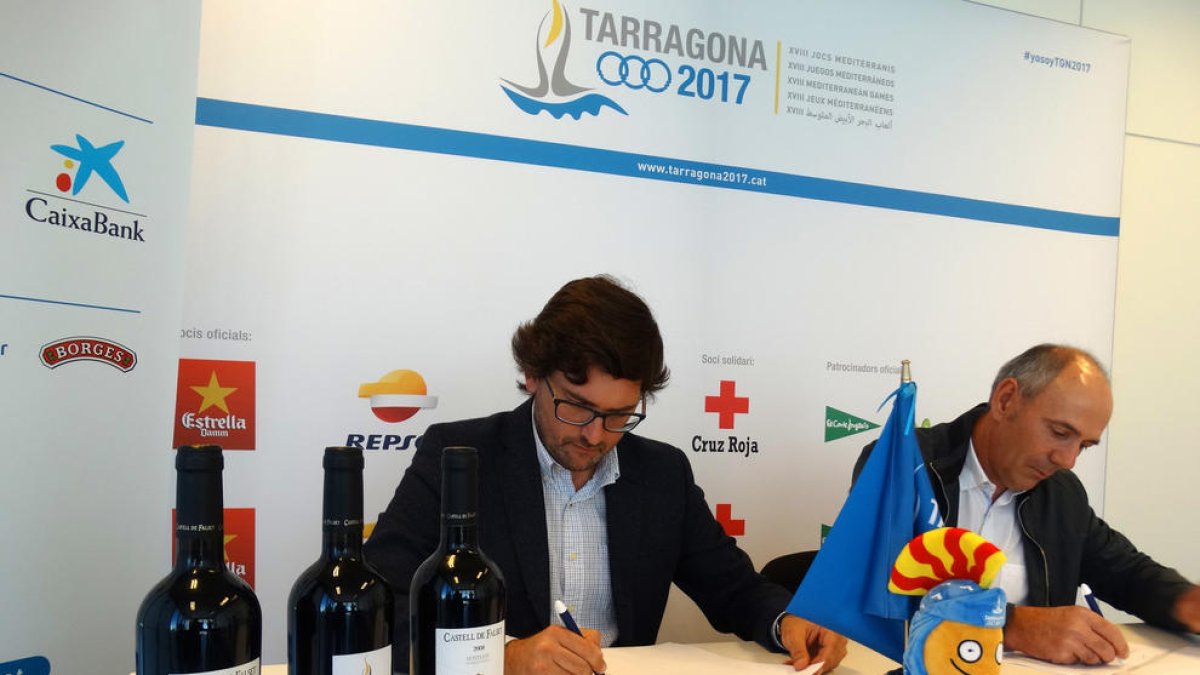 Falset Marçà comercializará un vino con la etiqueta de los Juegos