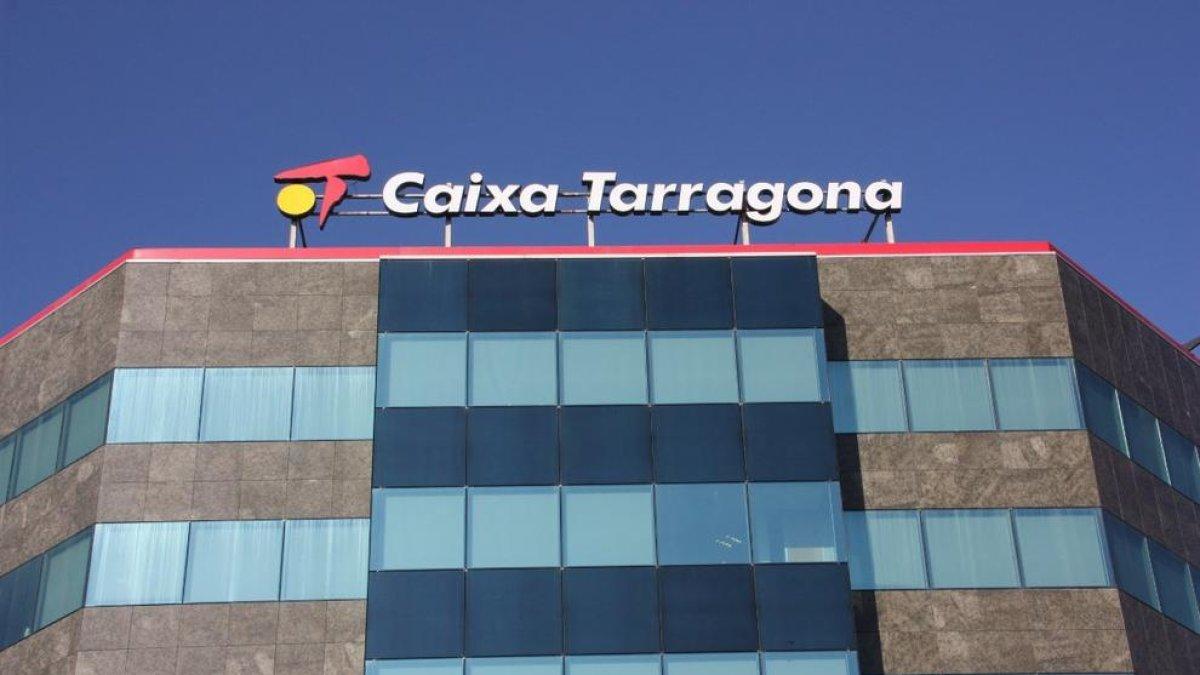 Piden prisión para el último consejo de administración de Caixa Tarragona