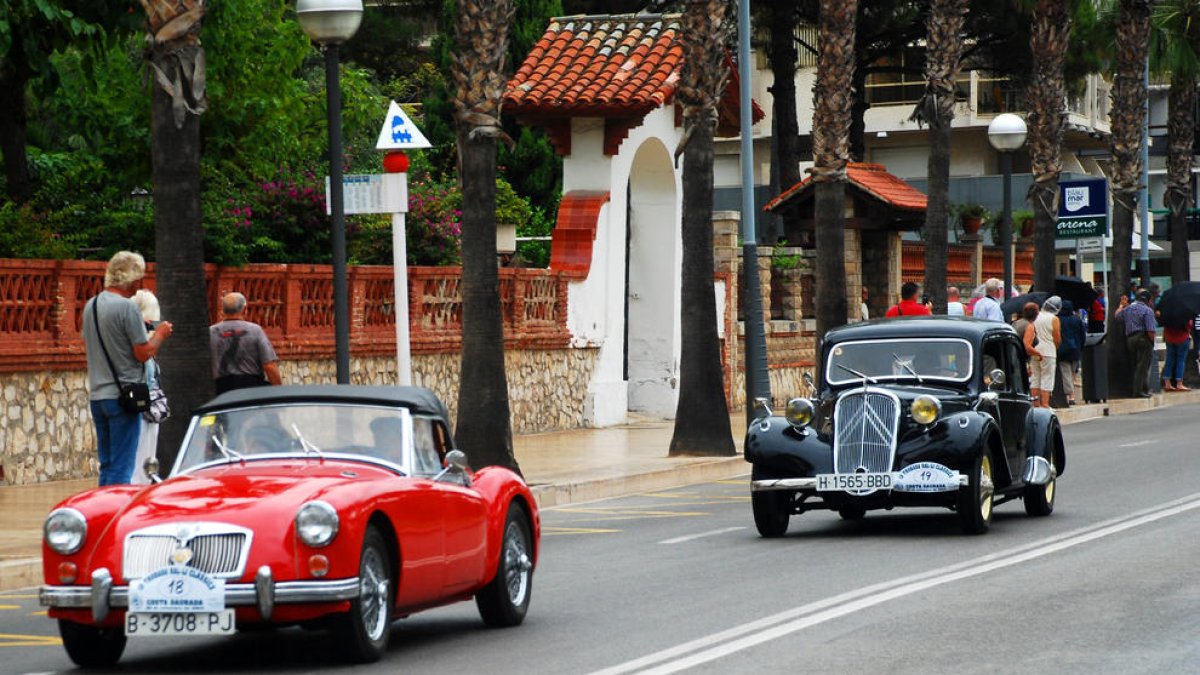 Salou viaja al pasar con el Rally Clásicos Costa Daurada