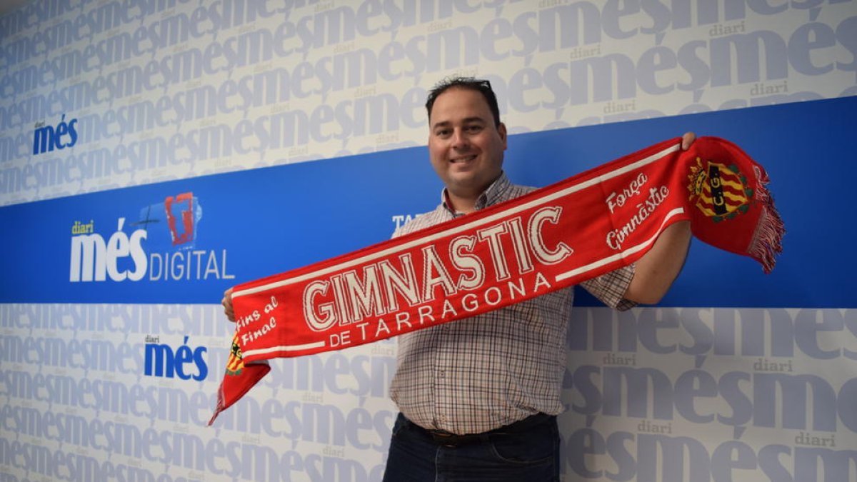 El ganador de la bufanda oficial del Nàstic de esta semana