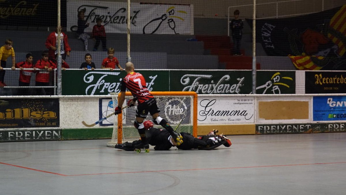 El Reus Deportiu La Fira rep el sorprenent Manlleu