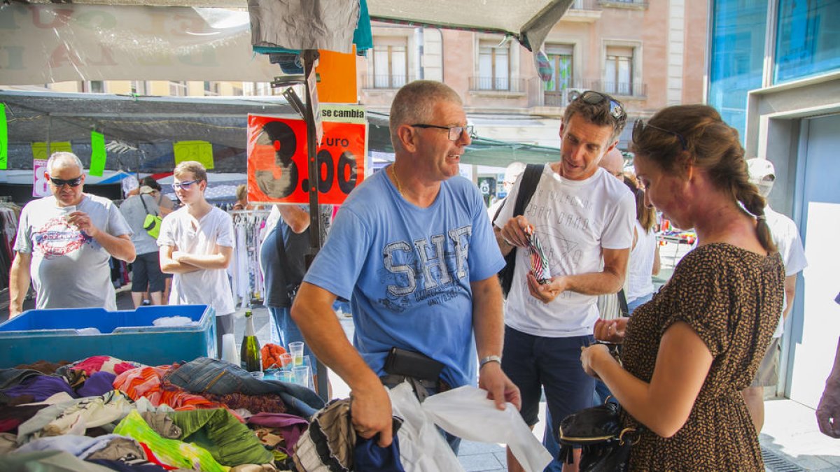 Diari d'un marxant: «Escolta'm nena de 3 euros no t'ho puc abaixar»