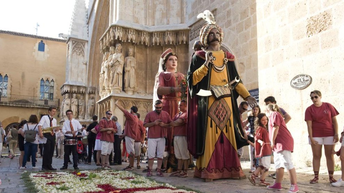 Gegants, gralles i timbals ompliran els carrers de Tarragona per Corpus