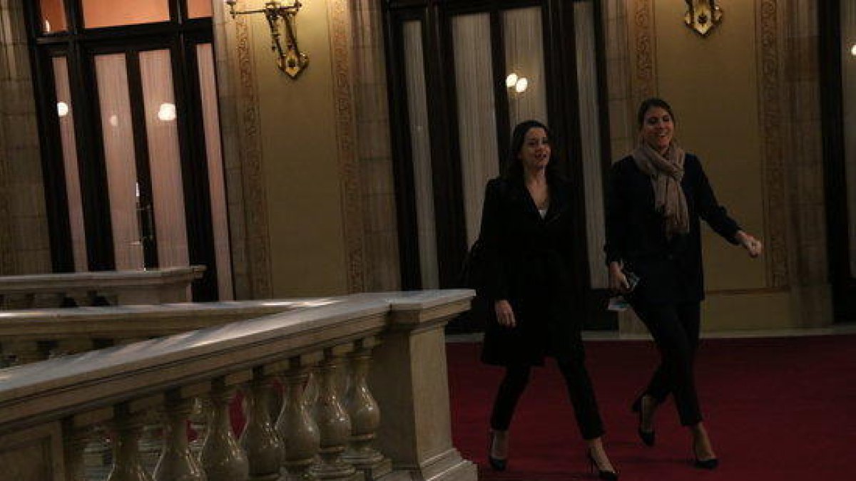 Cs demana la reconsideració de l'acord de JxCat, ERC i la CUP i Torrent ho rebutja