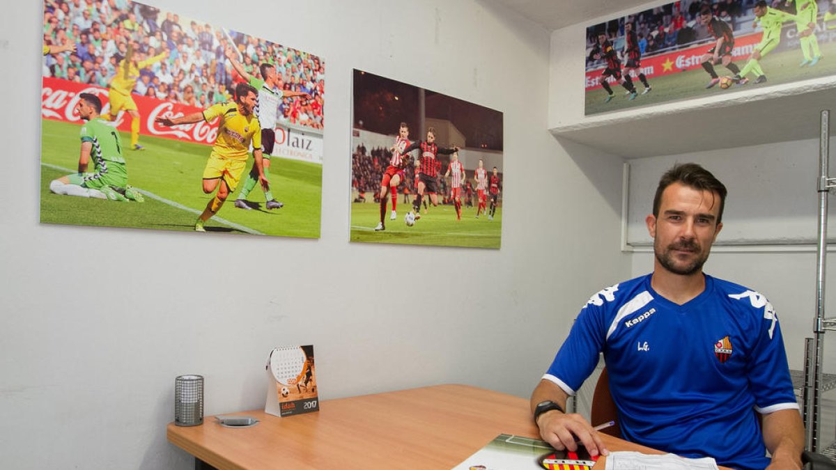 Aritz López Garai: «Em va passar que abans d'una reunió era futbolista i, després, vaig deixar de ser-ho»