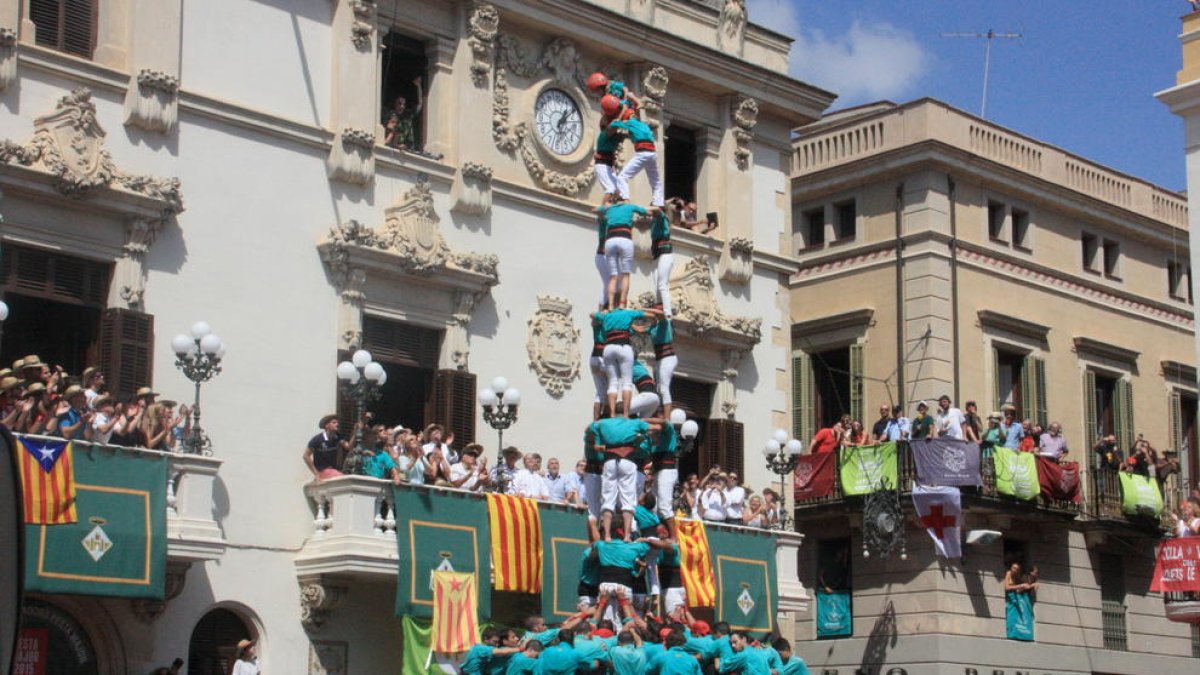 Sant Fèlix podria arribar a veure fins a quatre castells de deu pisos