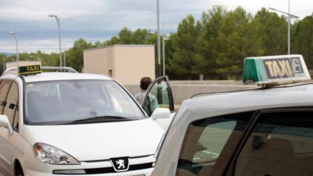 Tarragona repeteix com a ciutat amb taxis més cars