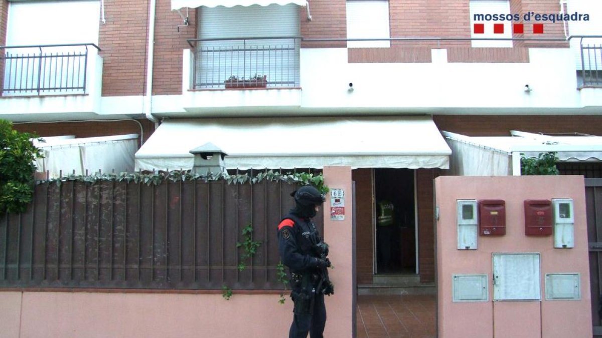 Detenidos tres individuos por robos con fuerza en nueve empresas y establecimientos del Campo de Tarragona