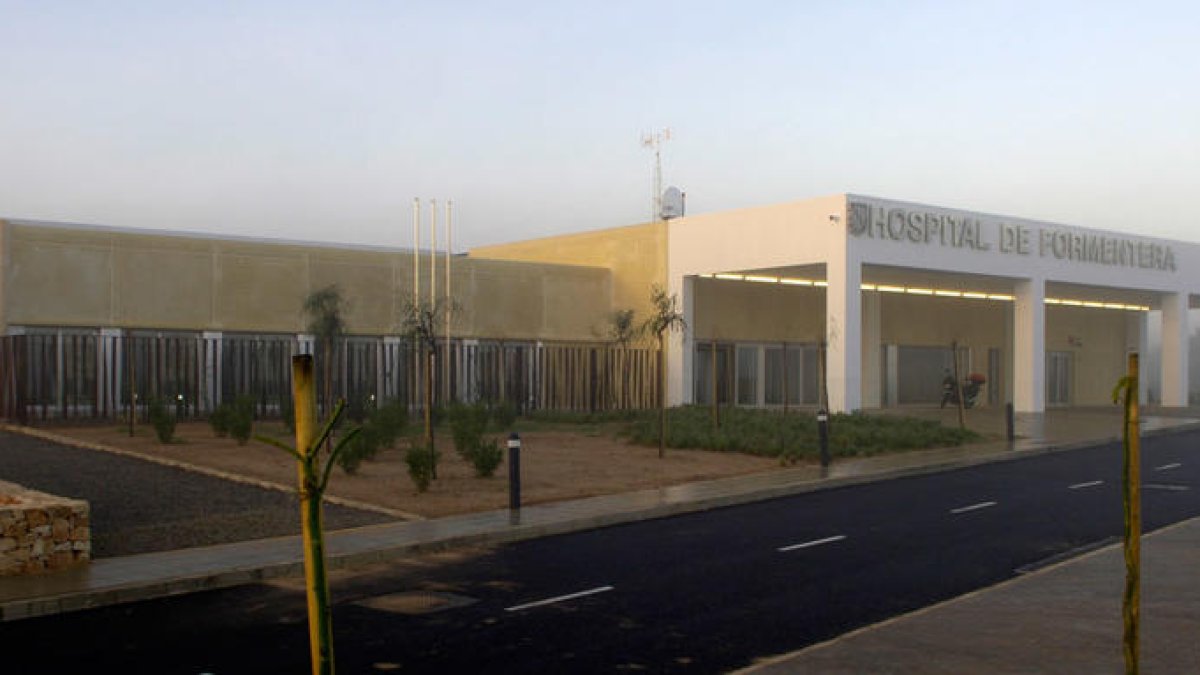 Una médico de Urgencias en Formentera no quiere atender a un usuario porque le habla en catalán