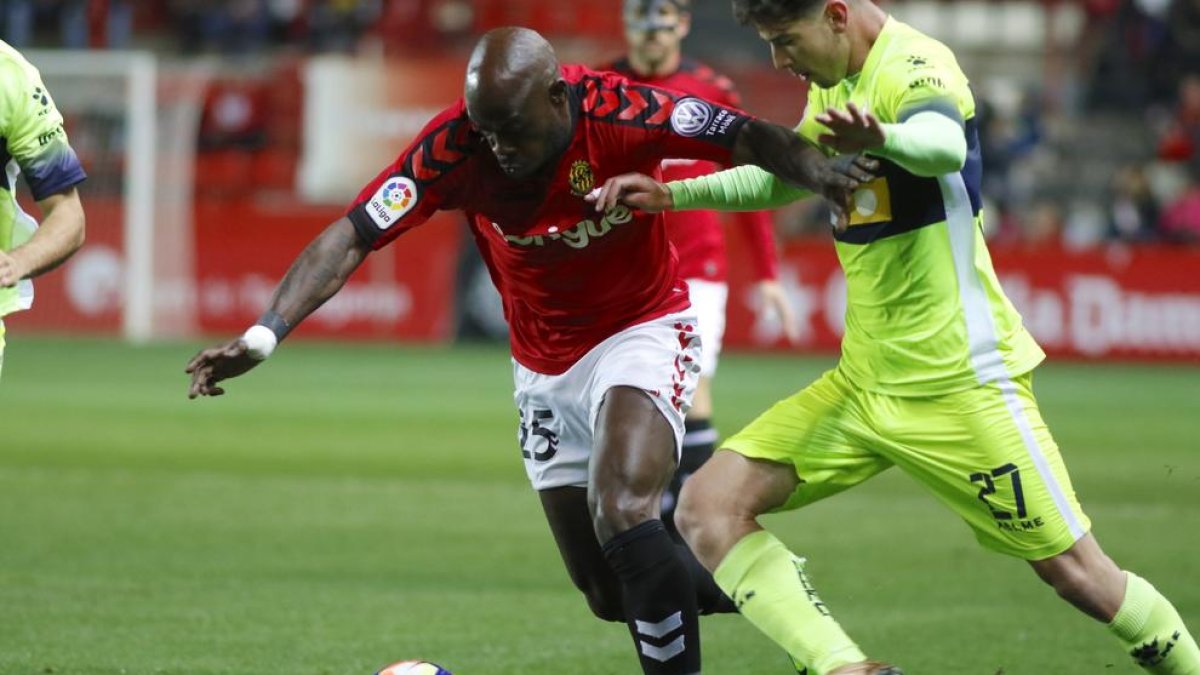 Achille Emaná, mejor jugador de la 29ª jornada