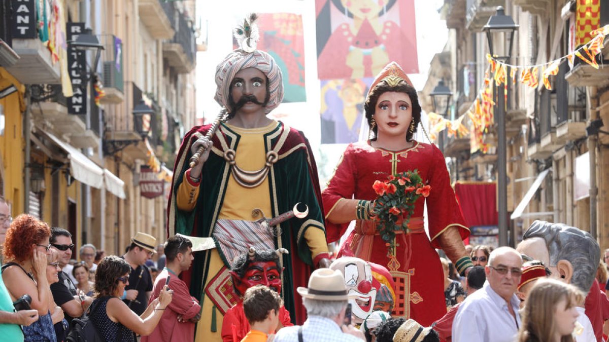 Las Fiestas de Sant Roc cierran con un homenaje al maestro Joan Juncà