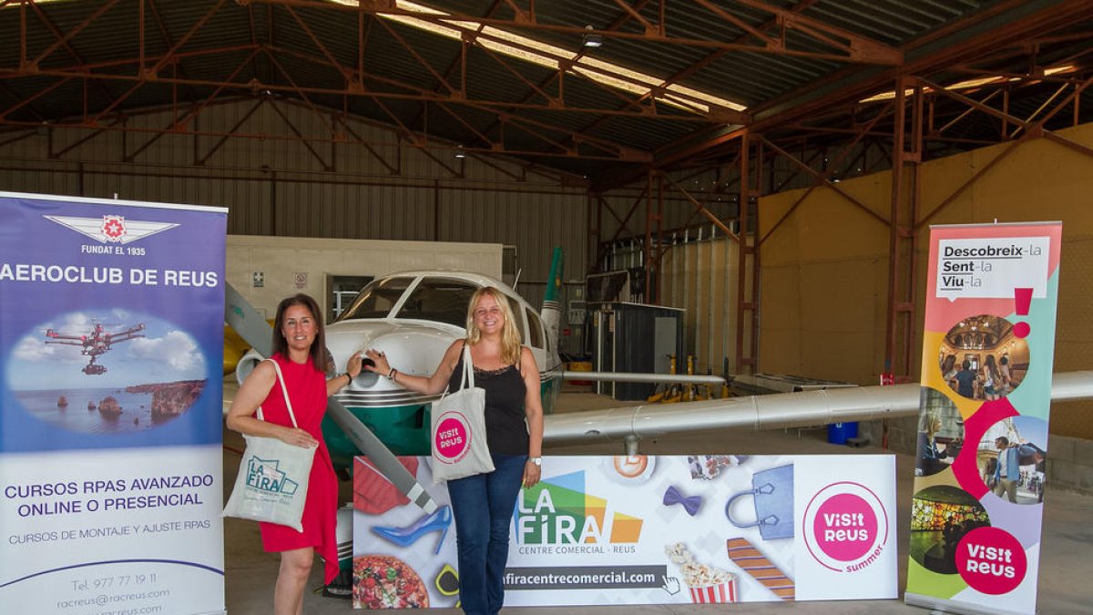 Una avioneta recorrerà la costa per promocionar la ciutat i La Fira