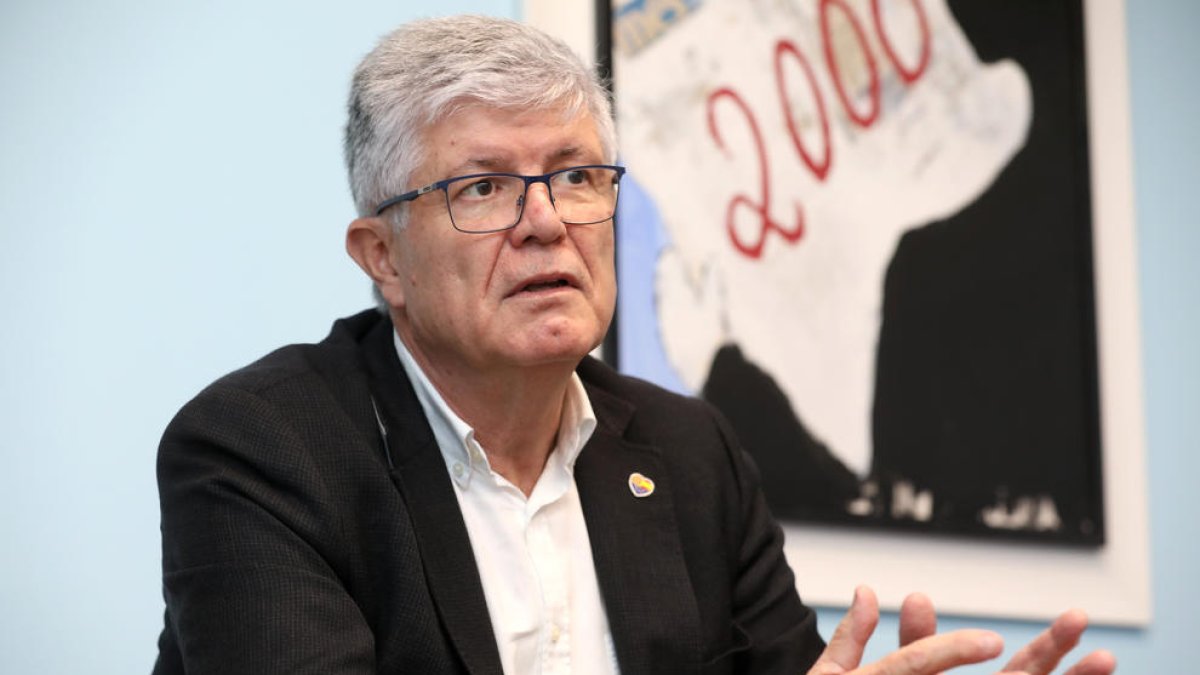 «Hem de dotar la societat d'un projecte comú per tornar-la a aglutinar»