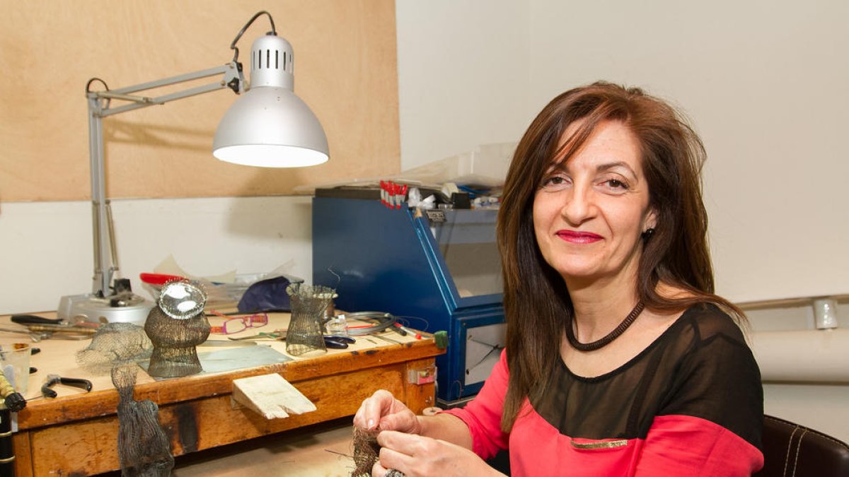 «A partir d'un fil, que és el cordó umbilical, anem teixint la vida»