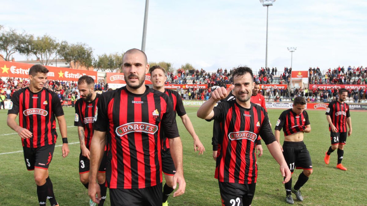 Todo el mundo convocado y sesiones dobles en la reanudación de la preparación en el CF Reus